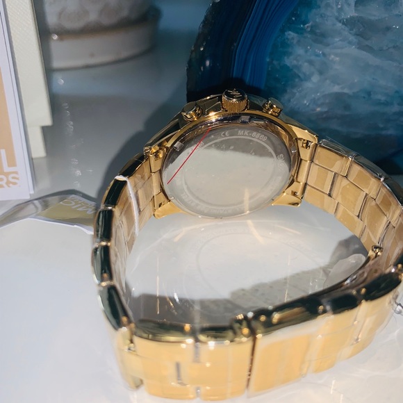 SOLD 💯NEW Michael Kors Watch Bradshaw Gold Stainless - Picture 8 of 10